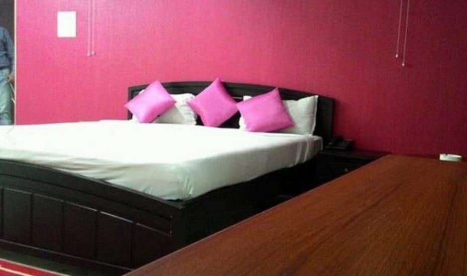 Hotel Tushtaya Residency Goddā Esterno foto